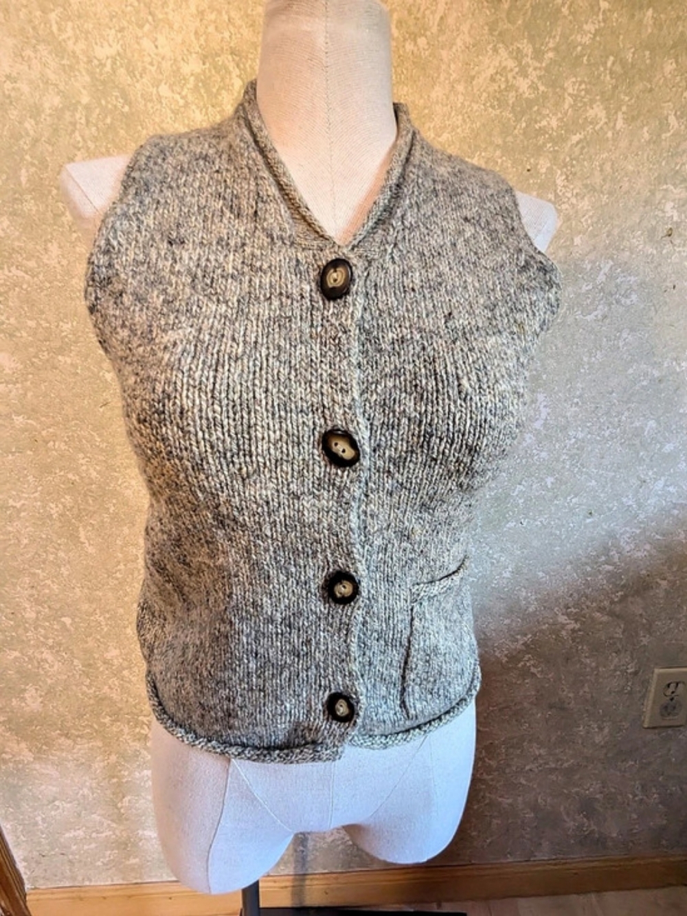 L.L.Bean Wool Vest Wool Knit Vest Gray Size Small